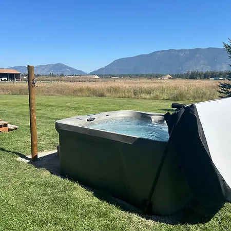 Explorer'S Basecamp Kalispell Exterior photo